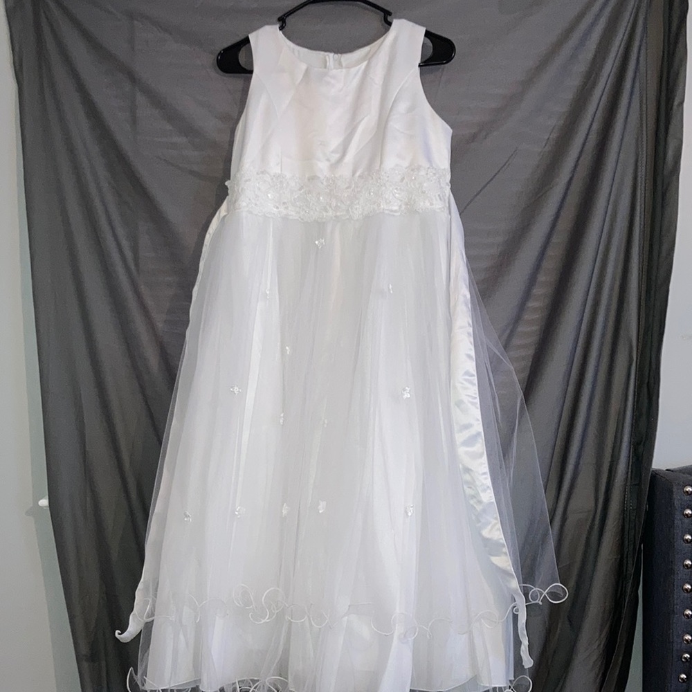 Girls White formal dress
